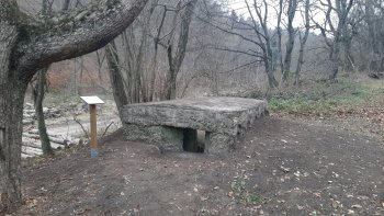 V mesiaci december 2020 bola vďaka pánovi Martinovi Banfalvimu zo Žarnovice vykonaná úprava okolia a obnova starého bunkra v katastri obce Dekýš.